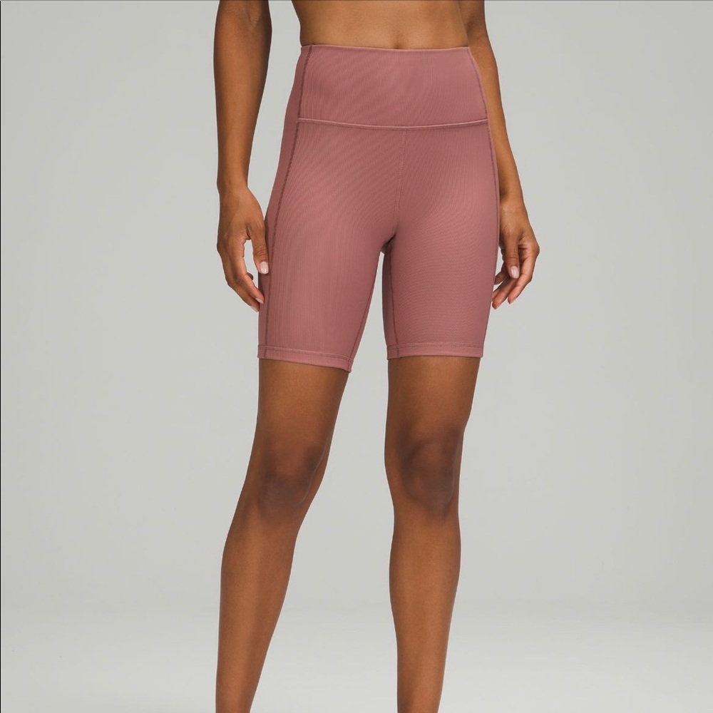 Lululemon Ribbed Contoured HR Short “8 Sz 6 Spiced Chai